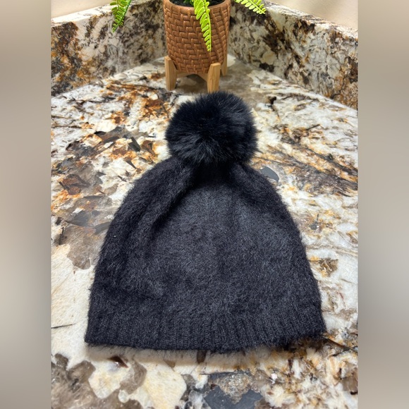 Black Beanie with Sequin Snowflake - Picture 5 of 7